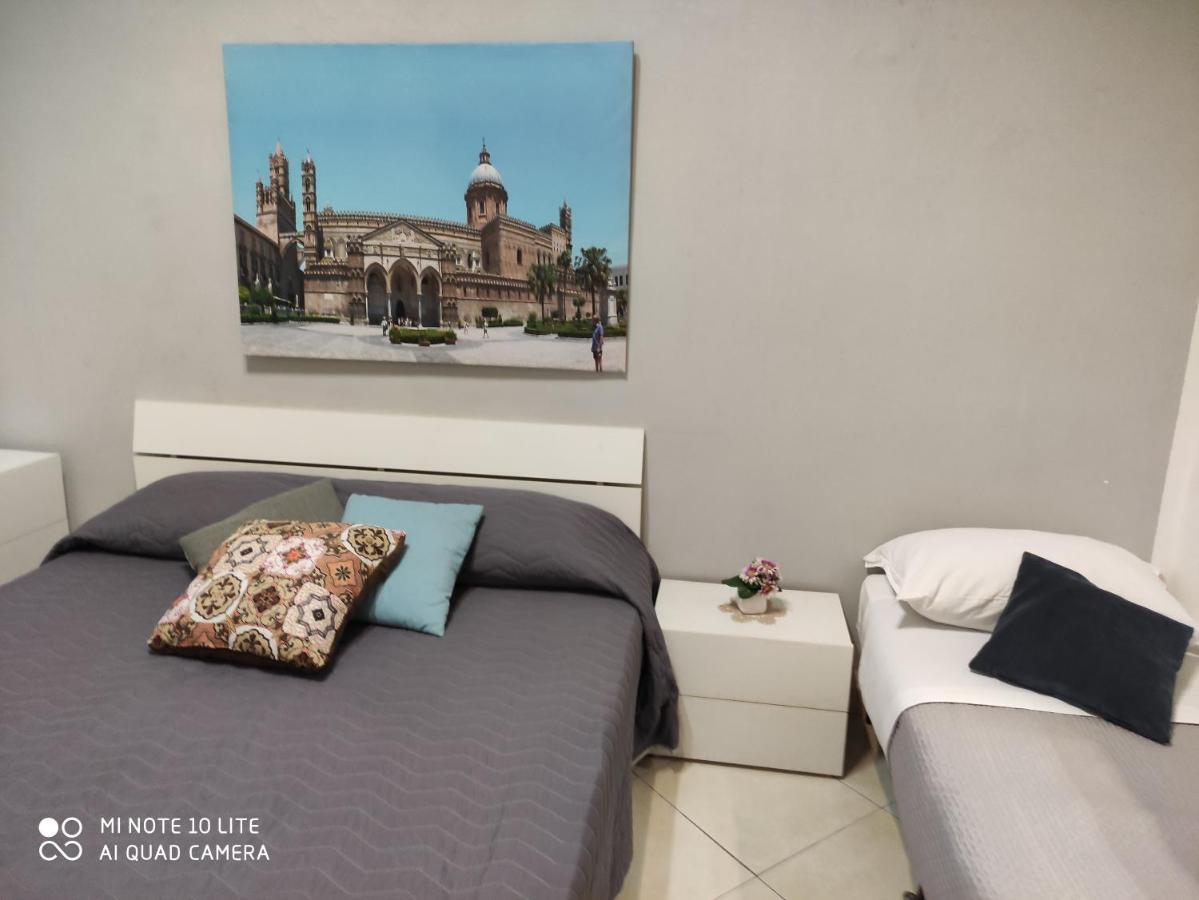 B&B Il Poeta Palermo Eksteriør billede